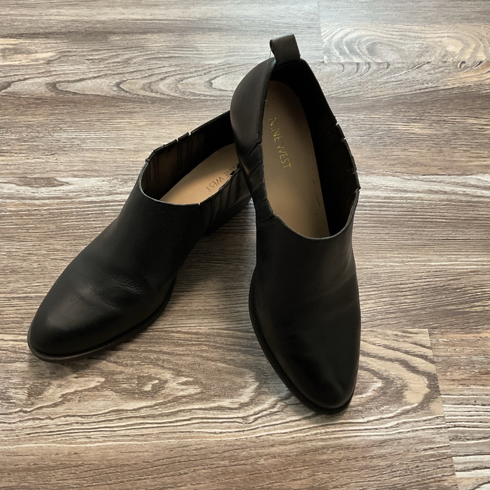 Nine West Black Kimmero Leather Slip On Ankle Bootie 11